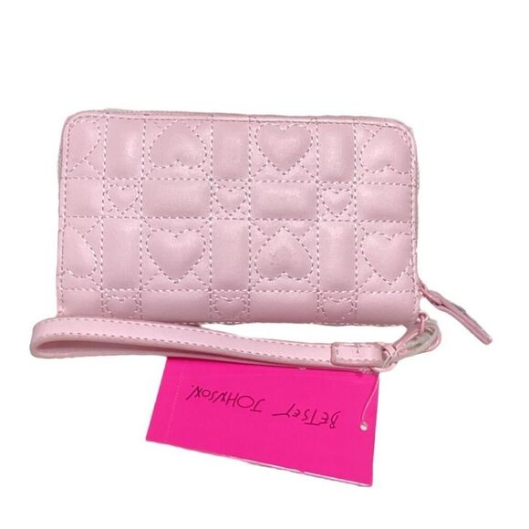 Betsey Johnson Zip Around Wallet Pink Hearts 6.5" X 4" Valentines Barbiecore NEW - Picture 2 of 7